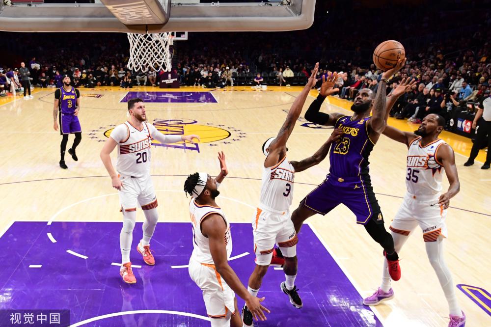 伯恩茅斯的 伯恩茅斯的