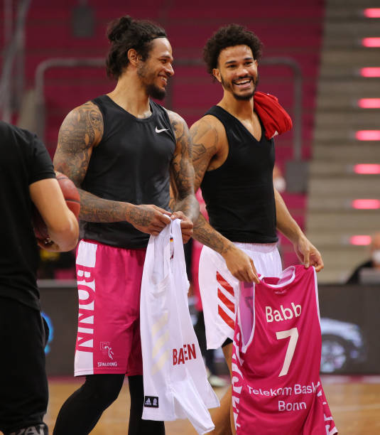 在关键比赛 在关键比赛